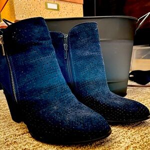 Navy blue booties